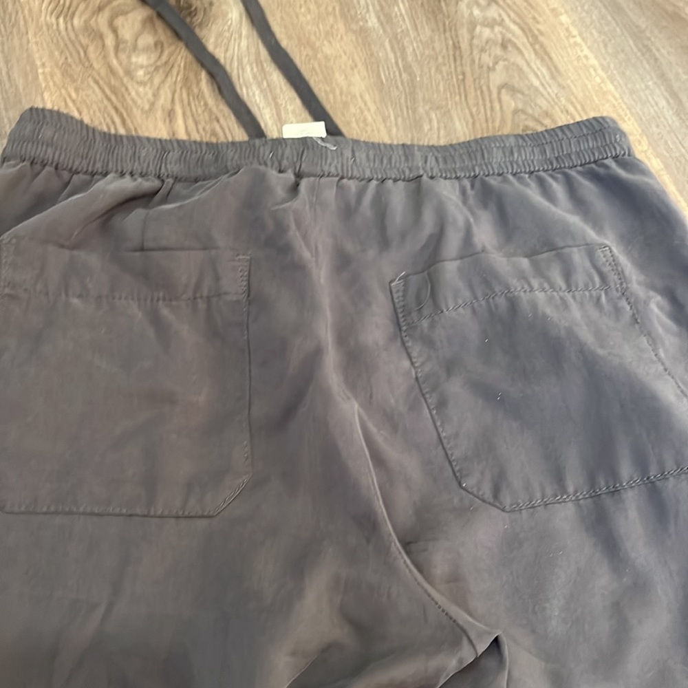 H&M pants - Picture 4 of 4